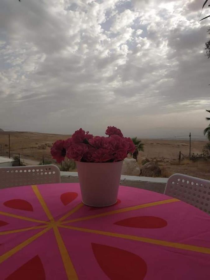 Mi Casa Tu Casa - Dead Sea Hotel Vered Yeriho Exterior foto